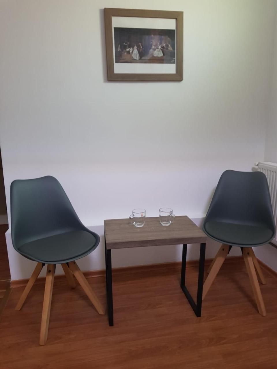 Nonna Mia Hotel Бухарест Экстерьер фото